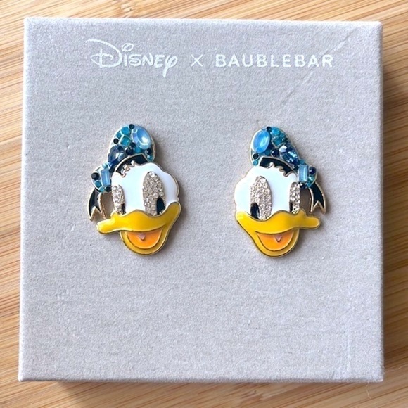 Brand New Disney x BaubleBar Donald Duck Sparkly Blue Hat Post Earrings - Picture 16 of 16